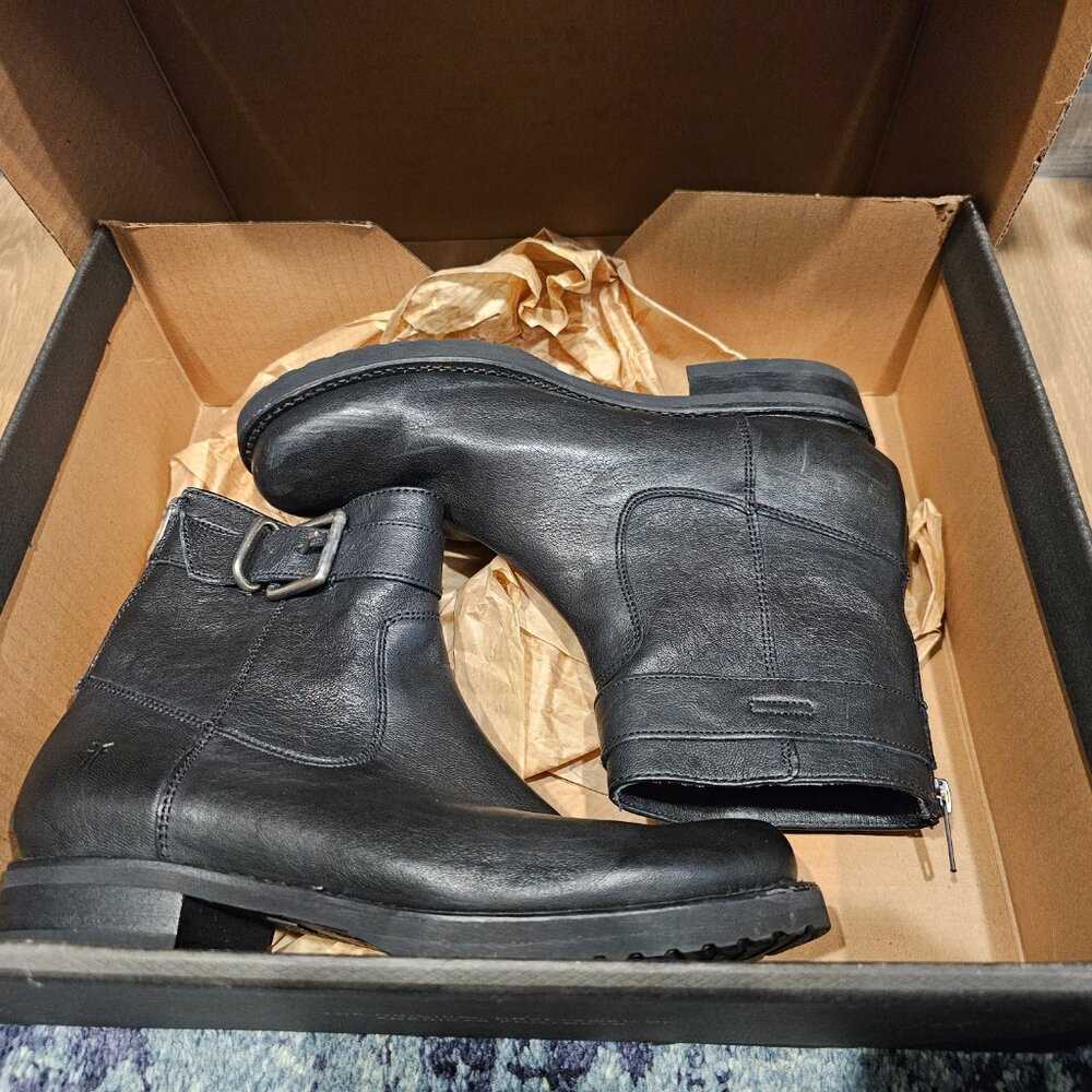 Frye Veronica Strap Zip Short Ankle Boot Black Leather SZ 8.5 US